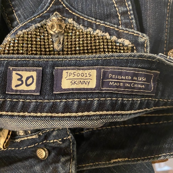 Miss Me	Low Rise 5 Pocket Skinny Jeans - Picture 9 of 11